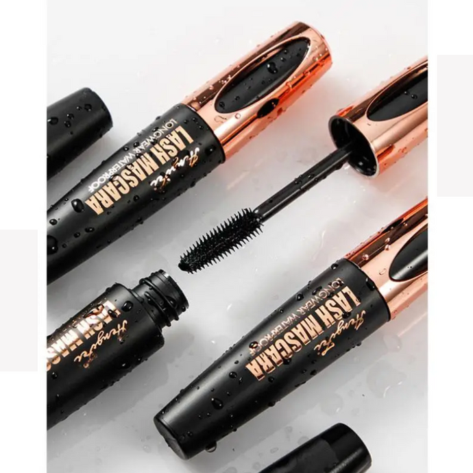 Álles over de Lash Mascara™ 4D-Fiber Waterproof Zwart